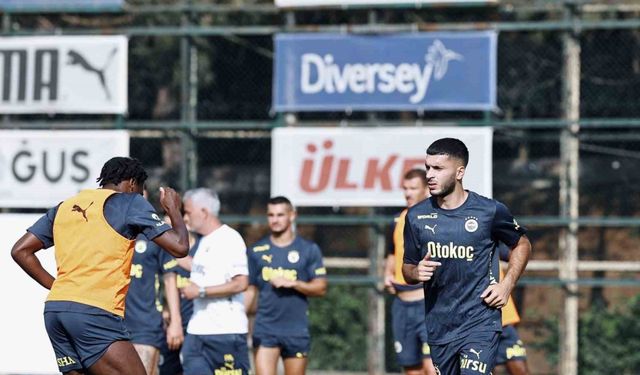 Fenerbahçe’de Oğuz Aydın ilk antrenmanına çıktı