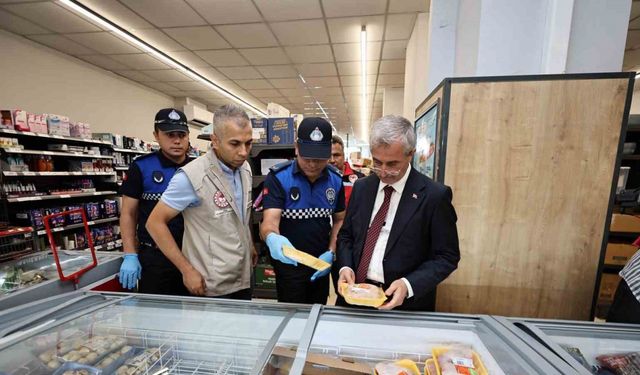 Tahmazoğlu: “Halkın sağlığı ile kimse oynayamaz”