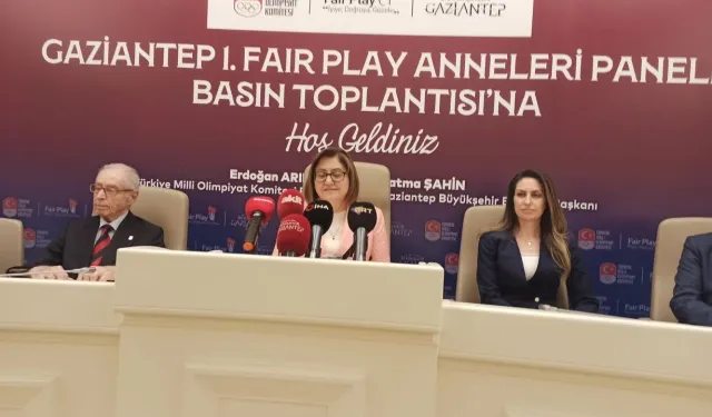 Fatma Şahin, dünyada bir ilki yaşattı! Fair-Play...