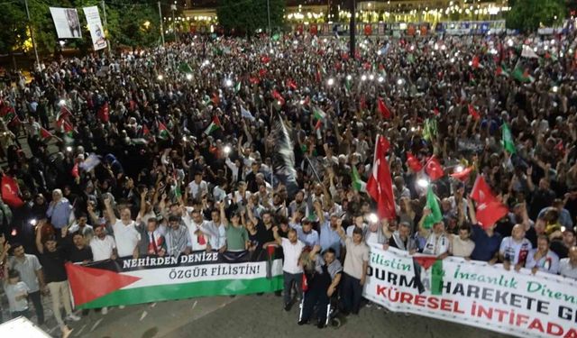 Gaziantep’te binlerce kişi Filistin ve Heniyye için yürüdü