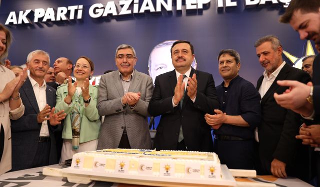 Gaziantep ve çevre illerde AK Parti'nin 23. kuruluş yıl dönümü kutlandı