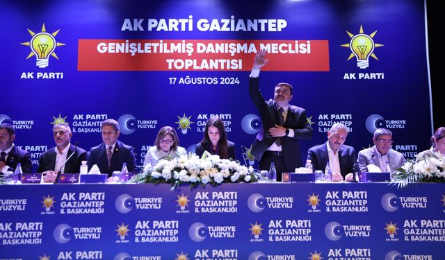 AK PARTİ GAZİANTEP’TE GENİŞLETİLMİŞ İL DANIŞMA MECLİSİ TOPLANTISI GERÇEKLEŞTİRİLDİ