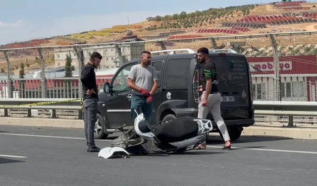 Gaziantep'te bariyere çarpan motosikletin sürücüsü öldü