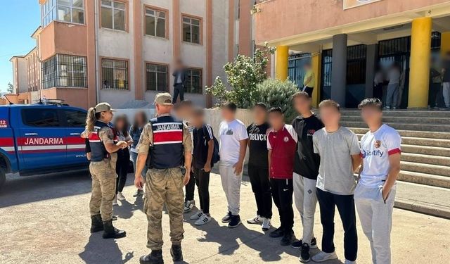 Gaziantep’te jandarmadan 351 okul önü ve çevresinde denetim