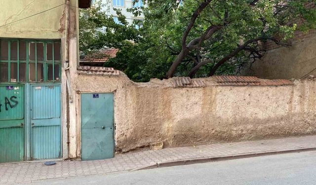 Konya'da 5 aydır kayıp olan kadını öldürüp bahçeye gömdüler