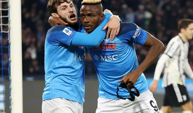 Napoli, Victor Osimhen’in sözleşmesini 2027 yılına kadar uzattı