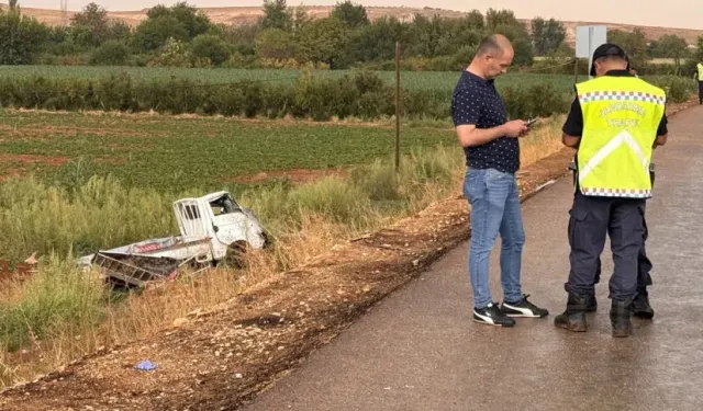 Gaziantep'te devrilen, tarım işçilerini taşıyan pikaptaki 2 kişi öldü, 21 kişi yaralandı