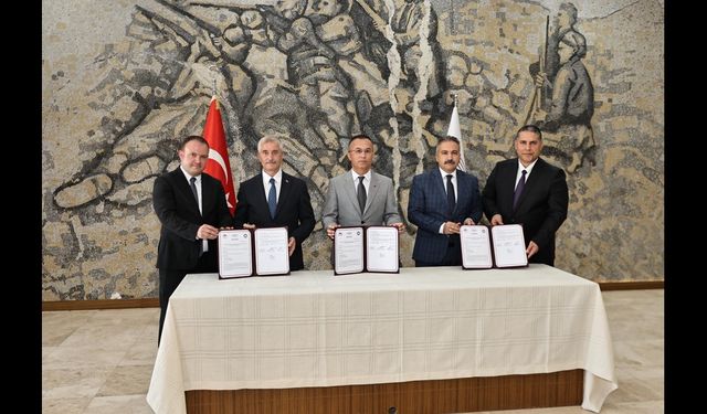 Şahinbey Belediyesi’nden çiftçilere tohum ve gübre desteği