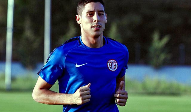 Antalyaspor ve Fas Milli Takımı'nın eski futbolcusu Abdelaziz Barrada hayatını kaybetti