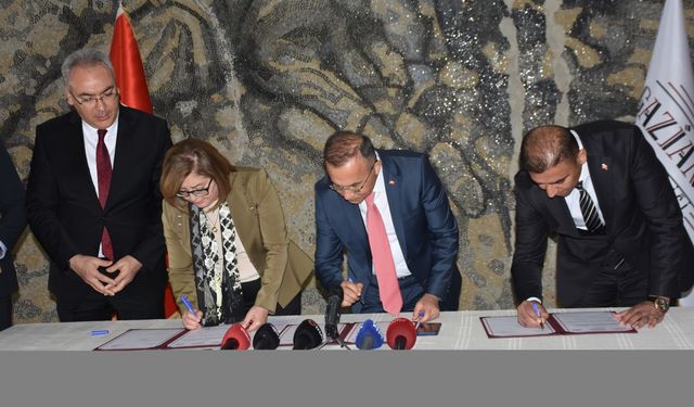 Gaziantep'te öğrencilere değerlendirme sınavı ve yardımcı kaynak kitap desteği