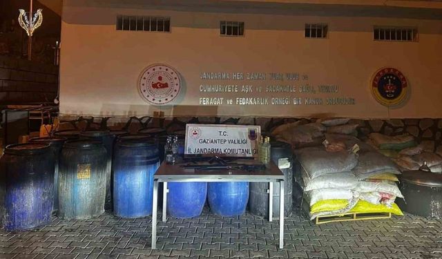 Gaziantep’te 4 bin 500 litre sahte alkol ele geçirildi