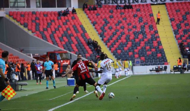 Trendyol Süper Lig: Gaziantep FK: 3 - Konyaspor: 1 (Maç sonucu)