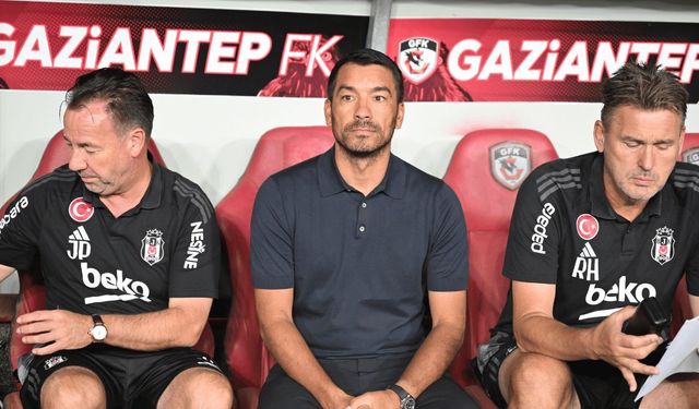 Giovanni van Bronckhorst: "Gaziantep FK acı çektirmeye hazır bir takım"