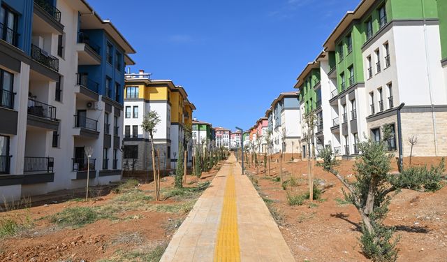 Gaziantep'te konutlarına kavuşan afetzedeler kendilerini güvende hissediyor