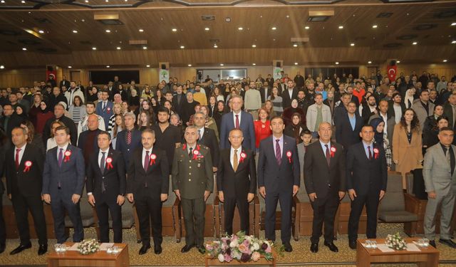 24 Kasım Öğretmenler Günü Gaziantep'te kutlandı