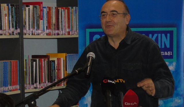 Şair ve yazar Sunay Akın'ın yeni kitabı Gaziantep'te tanıtıldı