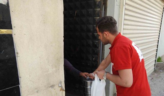 Türk Kızılay Gaziantep Şubesi’nden 9 bin 200 kişiye sıcak yemek