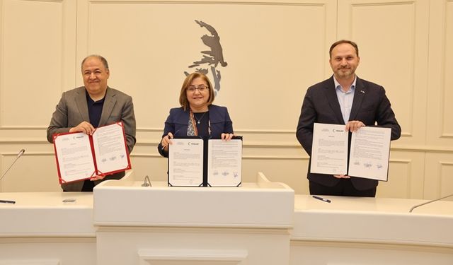 Gaziantep Büyükşehir Belediyesi ile Yeşilay, "Bağımsızlık Seferberliği" için protokol imzaladı