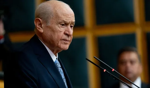 Devlet Bahçeli'den Galatasaray'a tebrik