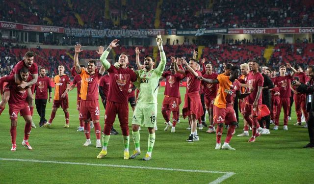Fernando Muslera, Bülent Korkmaz’ın rekoruna ortak oldu