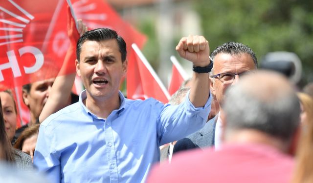 Manisa Büyükşehir Belediye Başkanı Ferdi Zeyrek hayatını kaybetti