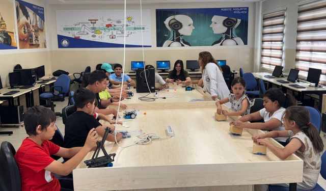 Gaziantep'te çocuklara yönelik robotik kodlama kursu