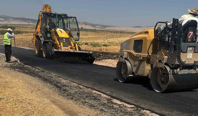 Araban Altınpınar ve Karababa yollarında bakım onarım çalışmaları devam ediyor