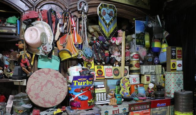 Gaziantepli esnafın oyuncak merakı iş yerini müzeye çevirdi