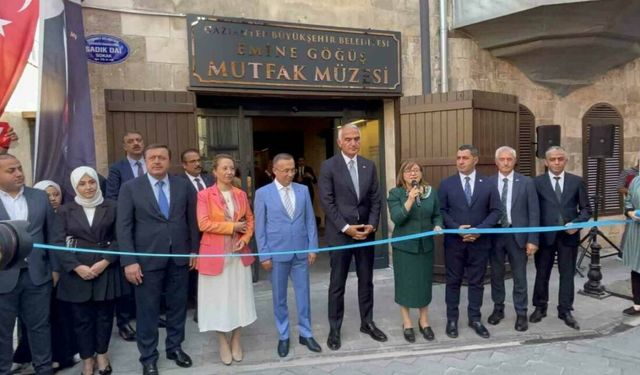 Bakan Ersoy, Gaziantep Mutfak Müzesi açılışını yaptı
