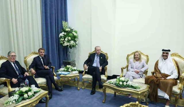 Cumhurbaşkanı Erdoğan’dan Meloni’ye sigara uyarısı!