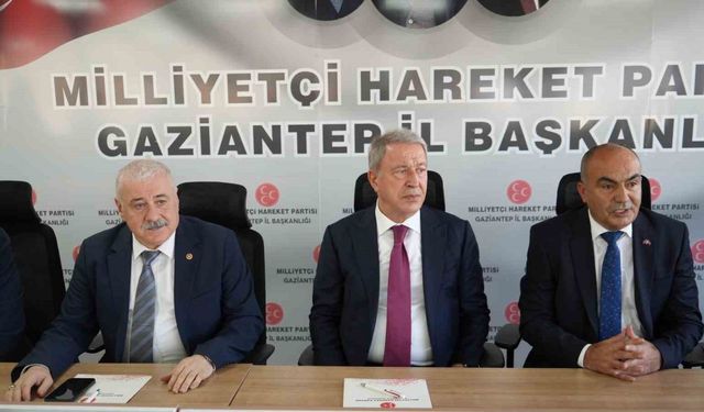 Hulusi Akar'dan MHP Gaziantep İl Başkanlığına ziyaret!