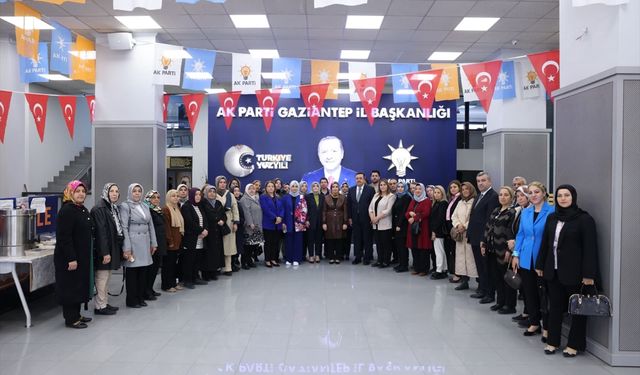 AK Parti Gaziantep Kadın Kollarından kadına yönelik şiddetle mücadele açıklaması
