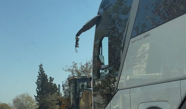 Gaziantep'te ilginç yolculuk! Kırılan aynayı eliyle tutup devam etti