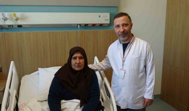 İç organlarının ters tarafta olduğunu 66 yıl sonra öğrendi