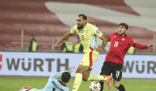 İspanya 5’te 5 yaptı