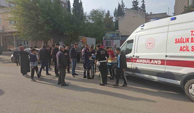 Gaziantep'te yayaya yol veren minibüse çarpan motosikletli yaralandı
