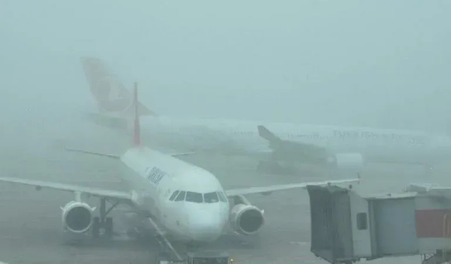 Gaziantep'te uçuşlara kar engeli