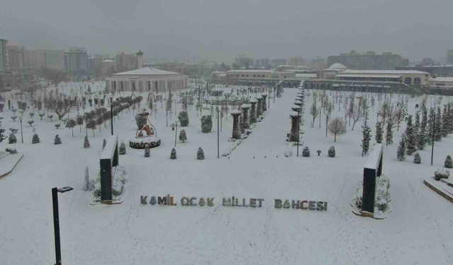 Gaziantep'te kar manzarası havadan görüntülendi