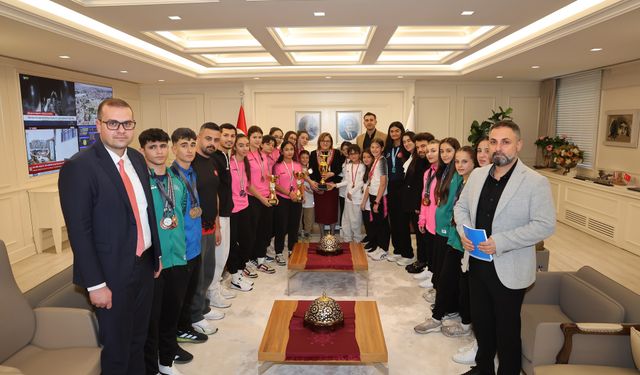 Gaziantep’in şampiyonlarından Başkan Şahin’e ziyaret