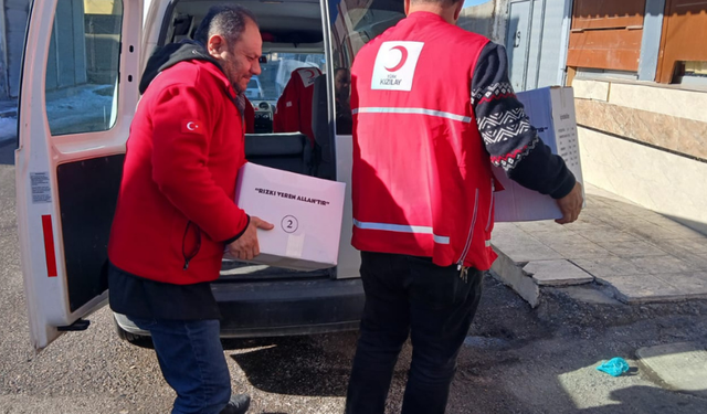 Kızılay'dan Nizip'te ihtiyaç sahibi ailelere yardım!