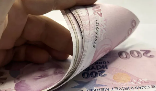 En düşük emekli maaşı 20 bin TL oldu.