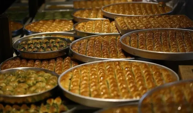 Baklava ve tatlı üreticileri de fiyatları sabitledi: Ramazan boyunca zam yok