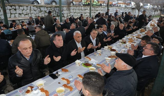 Başkan Doğan, Salkımlılar Derneği’nin iftar sofrasına konuk oldu