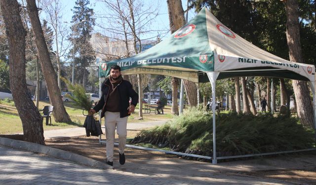 Nizip'te ücretsiz 15 bin fidan dağıtımı