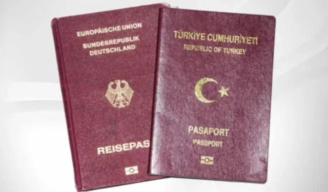 Almanya'daki 1.3 milyon Türk'ten 30 bini Türk pasaportuna başvurdu