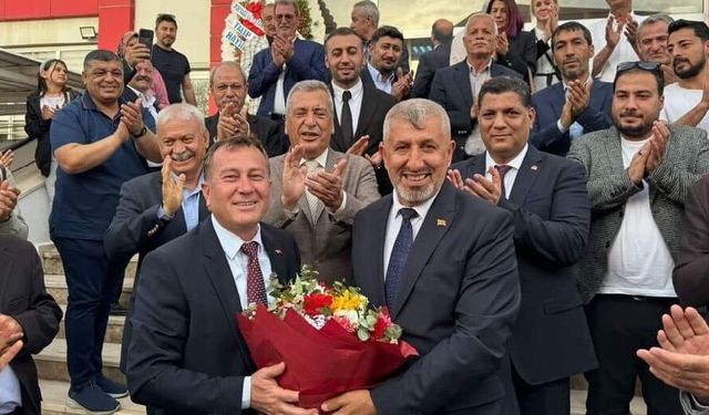 Karkamış Belediye başkanı kendi partisini de çileden çıkardı: Meclis üyeleri usulsüzlükleri tek tek sıraladı