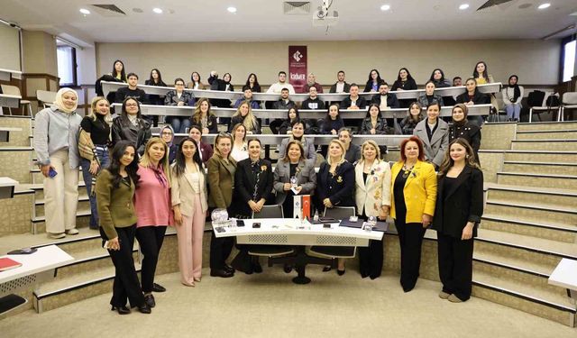 HKÜ'de '4. İlham Veren Kadınlar Buluşması' gerçekleştirildi