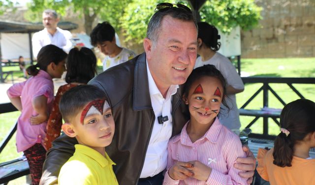 Nizip Belediyesi’nden Anneler Günü’ne Özel “Anne ve Çocuk Festivali”