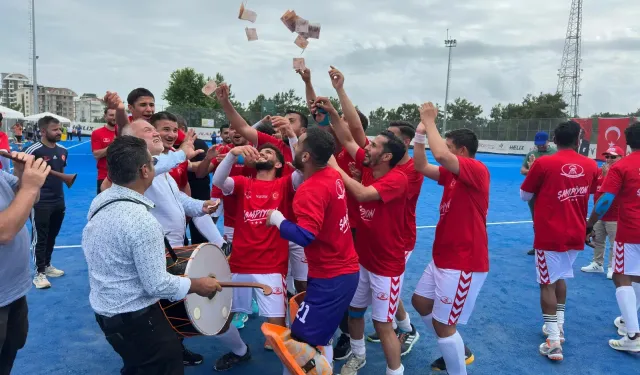 Alanya'da nefes kesen final! Hokeyde şampiyon Volkan Group...