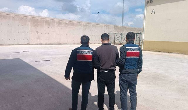 Gaziantep'te 11 yıl kesinleşmiş hapis cezasıyla aranan iki şahıs yakalandı